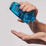 KÉRASTASE | SPÉCIFIQUE | BAIN VITAL DERMO-CALM | SHAMPOING HYDRA-APAISANT POUR CUIRS CHEVELUS SENSIBLES | 250 ML – Image 5